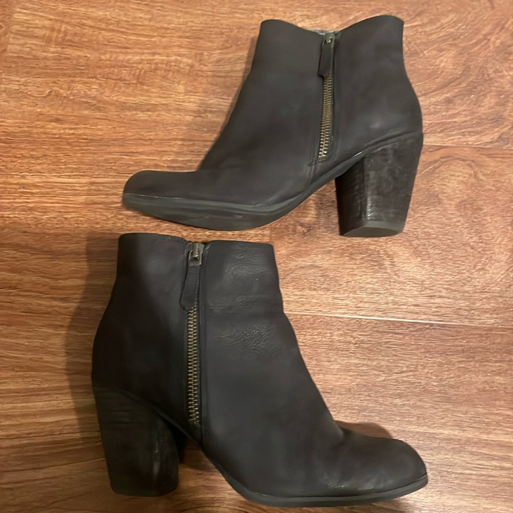 BP Ankle Booties 6.5 Women’s